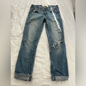 Low rise straight leg Abercrombie jeans